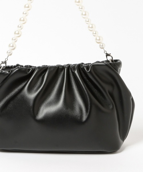 LEPSIM（レプシィム）の「【入卒式／セレモニー】パール2WAYバッグ　604308（ショルダーバッグ・レディース・ブラック/アイボリー・ONE SIZE）」の7枚目の写真