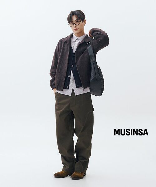 MUSINSA STANDARD（ムシンサスタンダード）の「[ストーカーズコラボ][ビクトリアウール] ミニマルリブドVネックカーディガン [ネイビー]（カーディガン/ボレロ・メンズ・その他・SMALL/MEDIUM/LARGE/X-LARGE/XX-LARGE）」の6枚目の写真