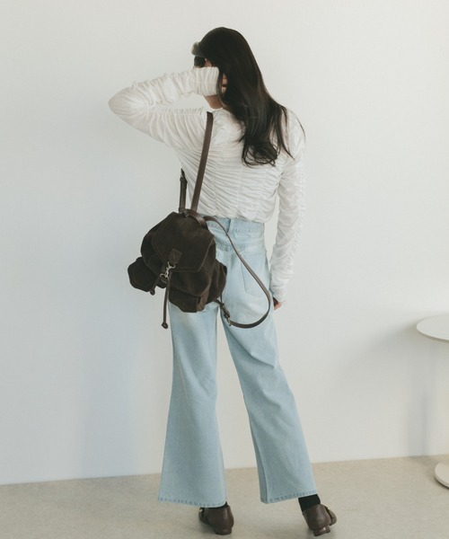 VANNIE U(ヴァニーユー)の「リングスナップシャーリングシアートップス / カーディガン(Tシャツ/カットソー・レディース・ブラック/ホワイト/ベージュ・FREE)」の12枚目の写真