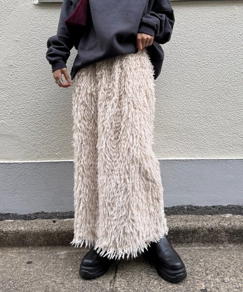 CIAOPANIC TYPY(チャオパニックティピー)の「フェザーフリンジナロースカート(スカート・レディース・ブラウン/ブラック/アイボリー・SMALL/MEDIUM)」の3枚目の写真