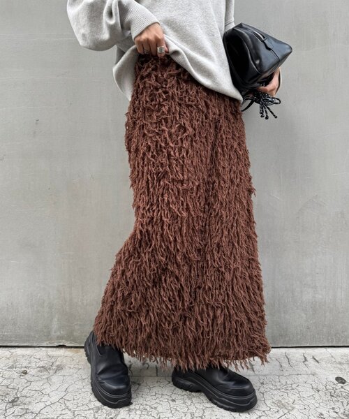 CIAOPANIC TYPY(チャオパニックティピー)の「フェザーフリンジナロースカート(スカート・レディース・ブラウン/ブラック/アイボリー・SMALL/MEDIUM)」の7枚目の写真