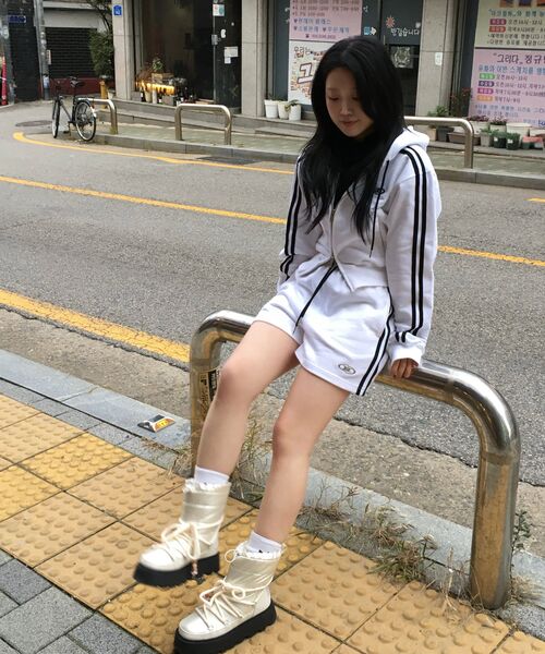 BORN TO WIN（ボーントゥウィン）の「W CHROME B TRACK LINE SHORTS [WHITE]（その他パンツ・レディース・その他・1/2）」の9枚目の写真