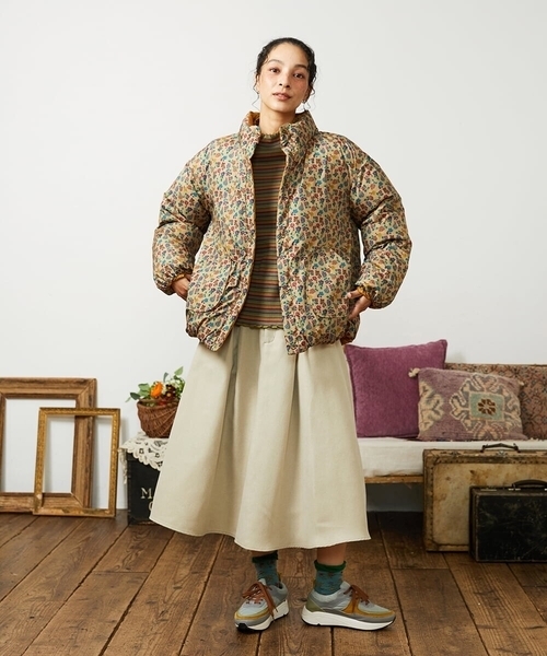 Jocomomola(ホコモモラ)の「Pradera ピーチ起毛タックスカート(スカート・レディース・グリーン/ベージュ・40)」の13枚目の写真