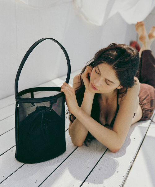 【美品】mojocamar メッシュバッグ ONDE BAG メッシュバッグ black（ショルダーバッグ）｜MOREMORR