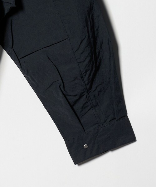 green label relaxing（グリーンレーベルリラクシング）の「DICROS ショート モッズ ブルゾン -撥水-（ブルゾン・メンズ・オリーブ/ダークグレー・XL/L/M/S）」の18枚目の写真