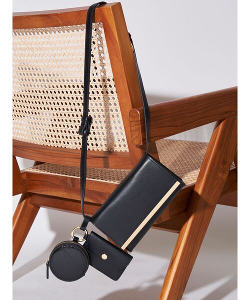 ELENDEEK（エレンディーク）の「3WAYベルトバッグ（ショルダーバッグ・レディース・オフホワイト/ブラック/ブラウン・FREE）」の10枚目の写真