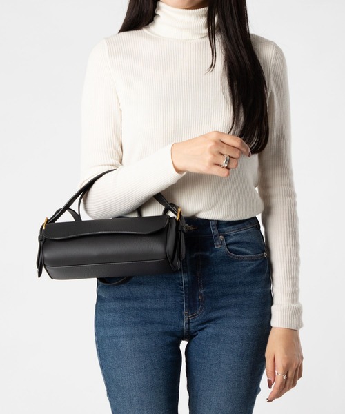 J&M Davidson（ジェイアンドエムデヴィッドソン）の「J&M DAVIDSON BONNY BAGUETTE ジェイアンドエムデヴィッドソン ボニー バゲット ショルダーバッグ（ショルダーバッグ・レディース・ブラック・FREE）」の3枚目の写真