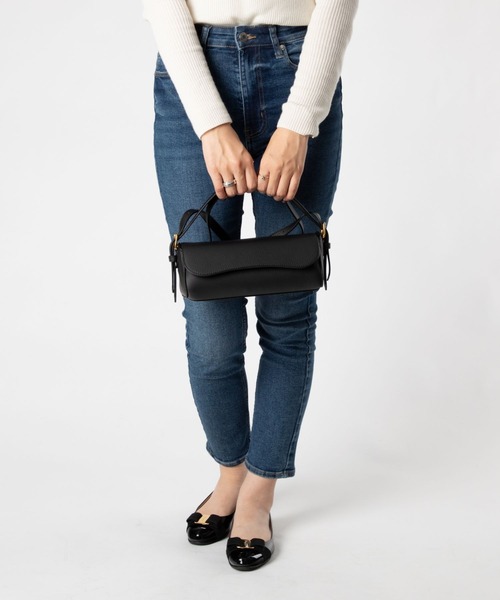 J&M Davidson（ジェイアンドエムデヴィッドソン）の「J&M DAVIDSON BONNY BAGUETTE ジェイアンドエムデヴィッドソン ボニー バゲット ショルダーバッグ（ショルダーバッグ・レディース・ブラック・FREE）」の4枚目の写真