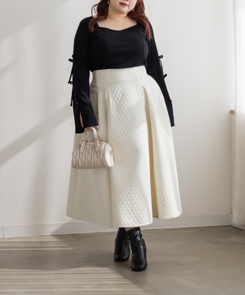 CLETTE(クレット)の「CLETTEオリジナル袖リボンハートネックカットソー(Tシャツ/カットソー・レディース・オフホワイト/ブラック・LL/4L/3L)」の8枚目の写真