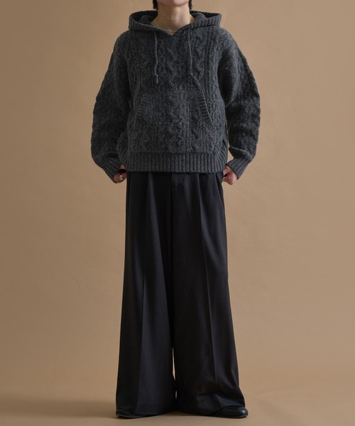 epnok（エプノック）の「ケーブルルーズニットパーカー（パーカー・メンズ・グレイッシュベージュ/チャコールグレー/ダークブラウン/ボルドー・SMALL/MEDIUM/LARGE）」の18枚目の写真