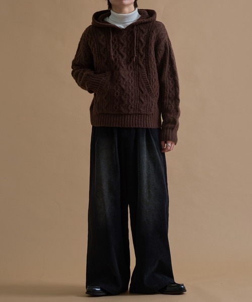 epnok（エプノック）の「ケーブルルーズニットパーカー（パーカー・メンズ・グレイッシュベージュ/チャコールグレー/ダークブラウン/ボルドー・SMALL/MEDIUM/LARGE）」の7枚目の写真