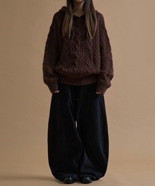 epnok（エプノック）の「ケーブルルーズニットパーカー（パーカー・メンズ・グレイッシュベージュ/チャコールグレー/ダークブラウン/ボルドー・SMALL/MEDIUM/LARGE）」の15枚目の写真