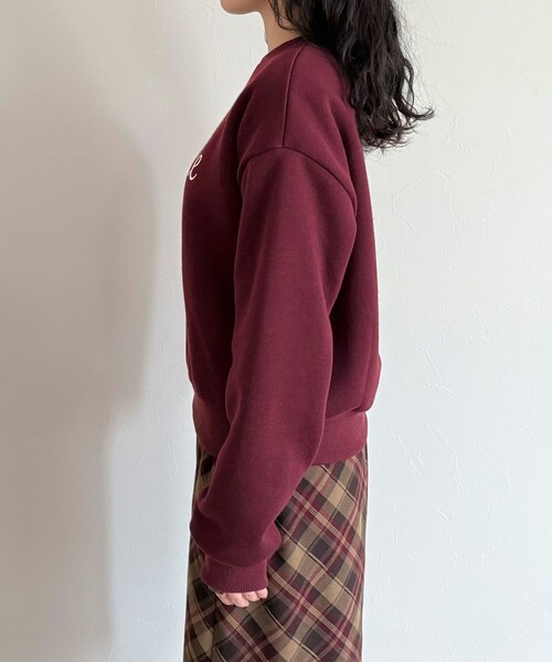 fredy emue(フレディエミュ)の「ハートグラフィックロゴスウェットプルオーバー(スウェット・レディース・ボルドー/ライトグレー/ブルー系その他・38)」の14枚目の写真