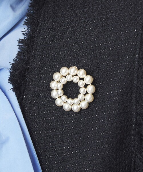 green label relaxing（グリーンレーベルリラクシング）の「【WEB限定】サークル ブローチ（ブローチ/コサージュ・レディース・オフホワイト・FREE）」の2枚目の写真