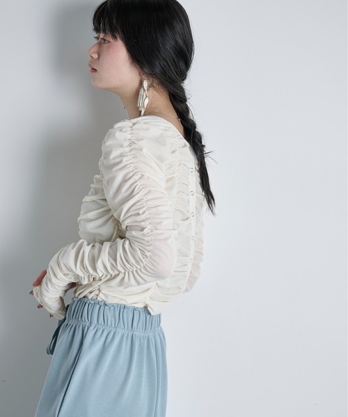 THE YOn（ザヨン）の「2WAYシャーリングシアーカーディガン（Tシャツ/カットソー・レディース・ライム/ブラウン/ブラック/アイボリー・FREE）」の10枚目の写真