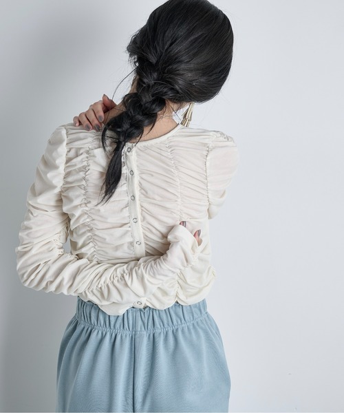 THE YOn（ザヨン）の「2WAYシャーリングシアーカーディガン（Tシャツ/カットソー・レディース・ライム/ブラウン/ブラック/アイボリー・FREE）」の11枚目の写真