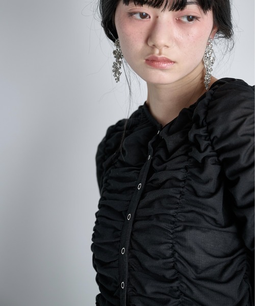 THE YOn（ザヨン）の「2WAYシャーリングシアーカーディガン（Tシャツ/カットソー・レディース・ライム/ブラウン/ブラック/アイボリー・FREE）」の22枚目の写真