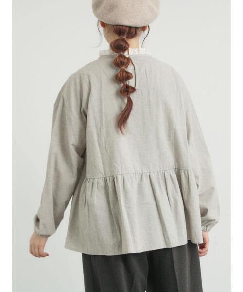 Samansa Mos2(サマンサ モスモス)の「前立てレース切替ブラウス(シャツ/ブラウス・レディース・ベージュ/グレー/オフホワイト/ブラック・F)」の14枚目の写真