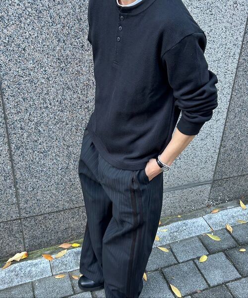 LEARVE(ルアブ)の「東京テクスチャーワッフルヘンリーネックブラック(Tシャツ/カットソー・メンズ・その他・L/M/XL)」の3枚目の写真