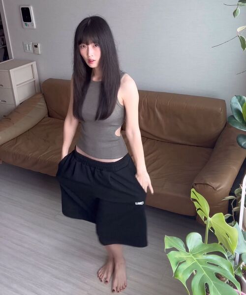 LMCの「OG BERMUDA SWEAT SHORTS black(その他パンツ・レディース・その他・S/M/L)」の5枚目の写真