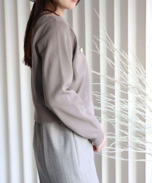 YENNA（イェンナ）の「【 2026 SS 新作 】金釦コンパクトカーディガン（カーディガン/ボレロ・レディース・ブラック/ホワイト×ブラック/アイボリー/ネイビー/ブラウン/ブラック×ホワイト/グレイッシュベージュ・FREE）」の10枚目の写真