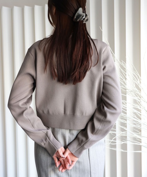 YENNA（イェンナ）の「【 2026 SS 新作 】金釦コンパクトカーディガン（カーディガン/ボレロ・レディース・ブラック/ホワイト×ブラック/アイボリー/ネイビー/ブラウン/ブラック×ホワイト/グレイッシュベージュ・FREE）」の11枚目の写真