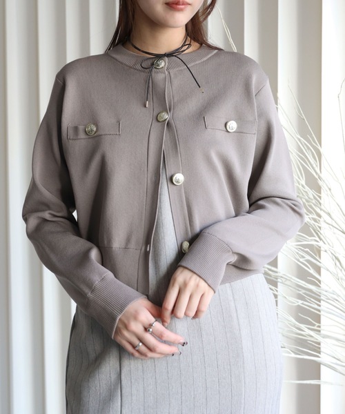 YENNA（イェンナ）の「【 2026 SS 新作 】金釦コンパクトカーディガン（カーディガン/ボレロ・レディース・ブラック/ホワイト×ブラック/アイボリー/ネイビー/ブラウン/ブラック×ホワイト/グレイッシュベージュ・FREE）」の13枚目の写真