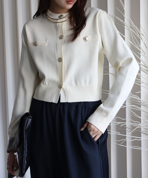 YENNA（イェンナ）の「【 2026 SS 新作 】金釦コンパクトカーディガン（カーディガン/ボレロ・レディース・ブラック/ホワイト×ブラック/アイボリー/ネイビー/ブラウン/ブラック×ホワイト/グレイッシュベージュ・FREE）」の19枚目の写真