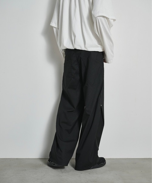 BLANK HOTEL(ブランクホテル)の「3D Design TR Stripe Wide Pants / 3DデザインTRストライプワイドパンツ(スラックス・メンズ・グレー/ブラック・L/M/S)」の22枚目の写真