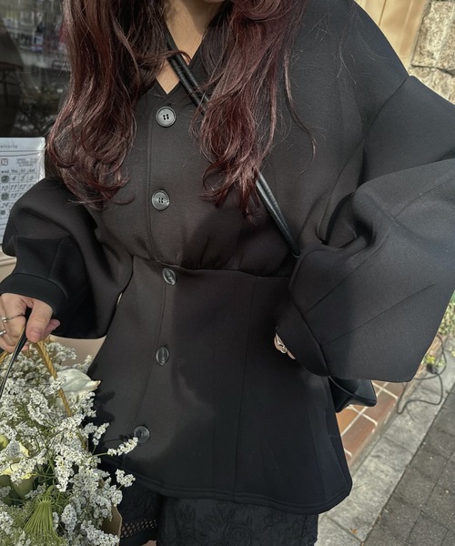 WILLFULLY（ウィルフリー）の「v neck volume sleeve peplum ponte tops（その他トップス・レディース・アイボリー/ブラック/ブルー系その他・FREE）」の17枚目の写真