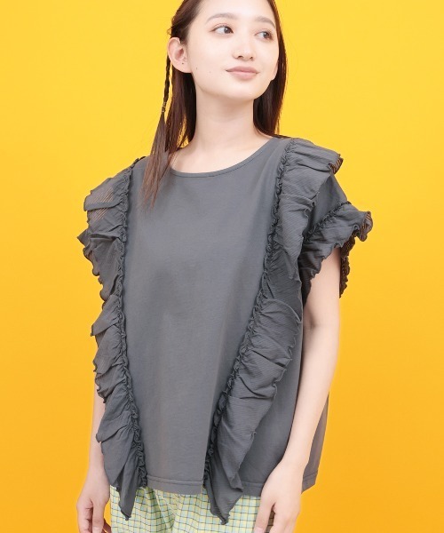 チチカカ(チチカカ)の「Orale! 異素材フリルプルオーバー(Tシャツ/カットソー・レディース・ブルー/チャコールグレー・FREE)」の2枚目の写真