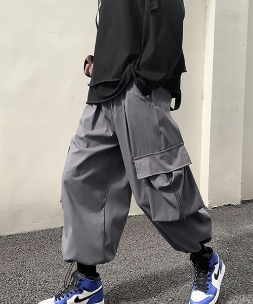 KELVIN(ケルヴァン)の「Cargo Tuck Jogger Pants カーゴ タック ジョガーパンツ(カーゴパンツ・メンズ・ブラック・MEDIUM/LARGE)」の8枚目の写真