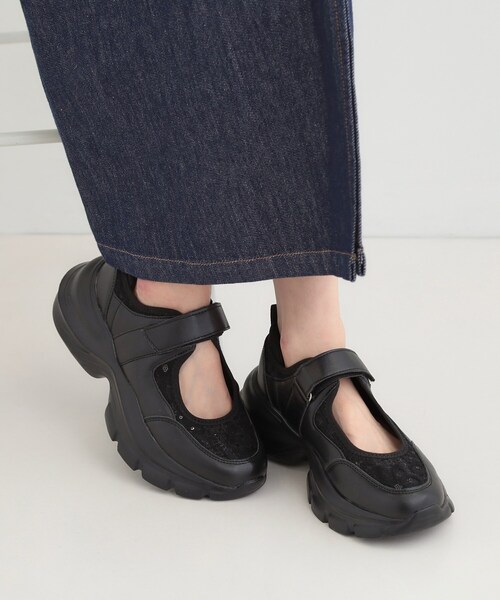 SHOO・LA・RUE（シューラルー）の「メリージェ―ンスニーカー（スニーカー・レディース・ブラック/アイボリー・45/35）」の3枚目の写真