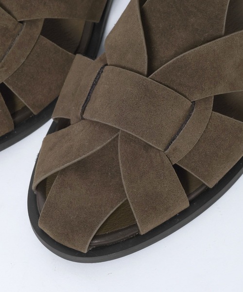 eL(エル)の「【eL】Gurkha Flat Shoes/644074(サンダル・レディース・ブラック/ブラウン・MEDIUM/LARGE)」の3枚目の写真