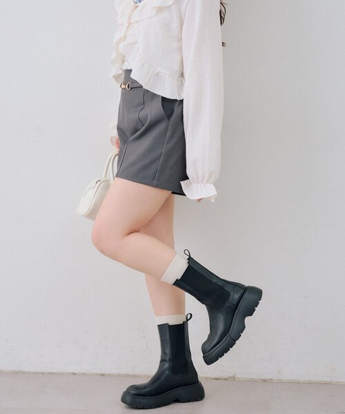 continuer de NICE CLAUP（コンティニューデナイスクラップ）の「ビット付ショートパンツ（その他パンツ・レディース・チャコールグレー/ブラック/ベージュ・FREE）」の7枚目の写真