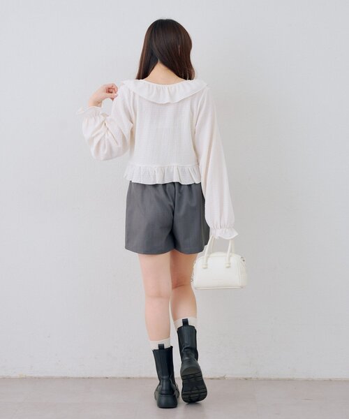 continuer de NICE CLAUP（コンティニューデナイスクラップ）の「ビット付ショートパンツ（その他パンツ・レディース・チャコールグレー/ブラック/ベージュ・FREE）」の10枚目の写真