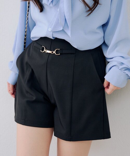 continuer de NICE CLAUP（コンティニューデナイスクラップ）の「ビット付ショートパンツ（その他パンツ・レディース・チャコールグレー/ブラック/ベージュ・FREE）」の11枚目の写真