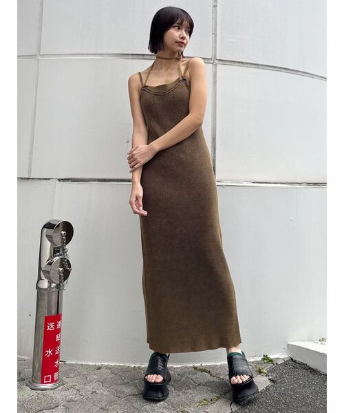MURUA（ムルーア）の「レイヤードライクニットキャミワンピース　夏服（ワンピース・レディース・ブラック/マスタード/ブルー・FREE）」の4枚目の写真