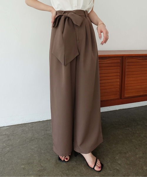 SOELA(ソエラ)の「【INGNI SOELA】リボンベルト付きワイドパンツ/WEB限定(その他パンツ・レディース・ブラック/ベージュ/モカ・M)」の3枚目の写真