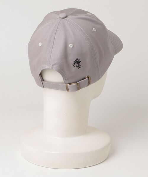 La Maison de Lyllis（メゾンドリリス）の「Letter cap（キャップ・レディース・ワインレッド/ネイビー系/イエロー系その他/ブルーグレー/グレー系その他・FREE）」の6枚目の写真