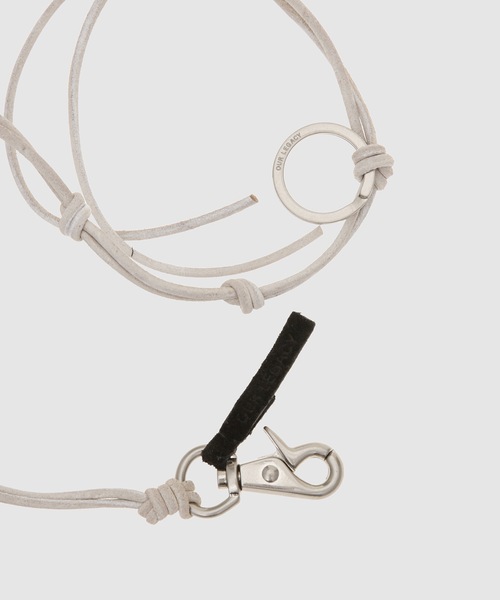 Our Legacy（アワーレガシー）の「OUR LEGACY LADON（ネックレス・メンズ・ホワイト・ONE SIZE）」の4枚目の写真