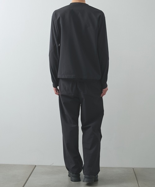 POLIQUANT(ポリクアント)の「【POLIQUANT/ポリクアント】THE DEFORMED L/S PULLOVER WITH UTILITY POCKETS(その他トップス・メンズ・カーキ/ブラック・2/1)」の5枚目の写真