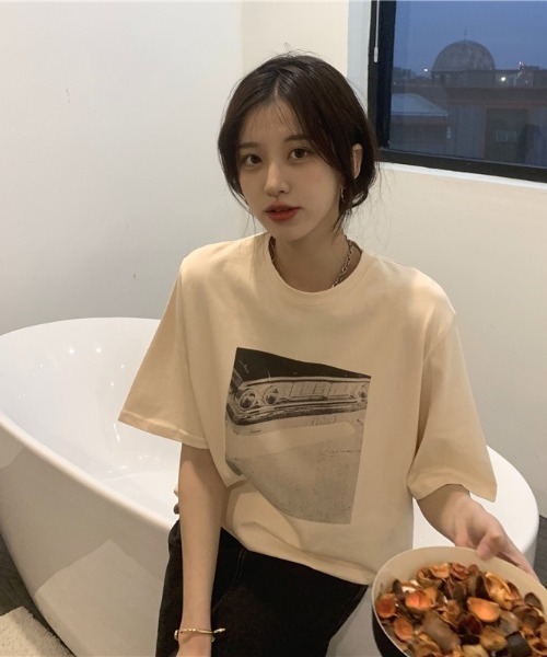 SHEPP（シープ）の「【26年春夏新作】オーバーサイズ フロントフォトプリント ビッグTシャツ（Tシャツ/カットソー・レディース・ホワイト/ベージュ/チャコール・L/M）」の19枚目の写真