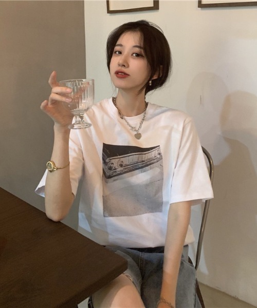 SHEPP（シープ）の「【26年春夏新作】オーバーサイズ フロントフォトプリント ビッグTシャツ（Tシャツ/カットソー・レディース・ホワイト/ベージュ/チャコール・L/M）」の12枚目の写真