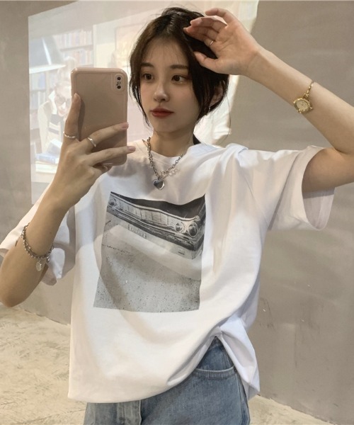 SHEPP（シープ）の「【26年春夏新作】オーバーサイズ フロントフォトプリント ビッグTシャツ（Tシャツ/カットソー・レディース・ホワイト/ベージュ/チャコール・L/M）」の13枚目の写真