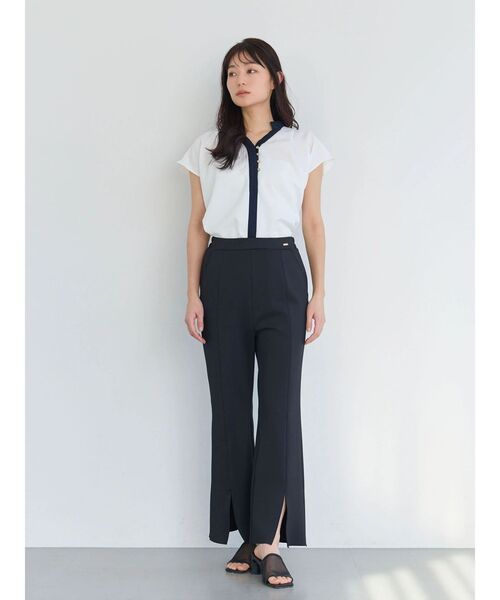 TONAL（トーナル）の「360°ストレッチスリムフレアパンツ（その他パンツ・レディース・ネイビー/ブラック/オフホワイト・MEDIUM/SMALL/LARGE）」の15枚目の写真