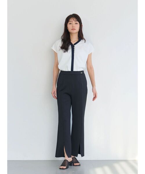 TONAL（トーナル）の「360°ストレッチスリムフレアパンツ（その他パンツ・レディース・ネイビー/ブラック/オフホワイト・MEDIUM/SMALL/LARGE）」の13枚目の写真