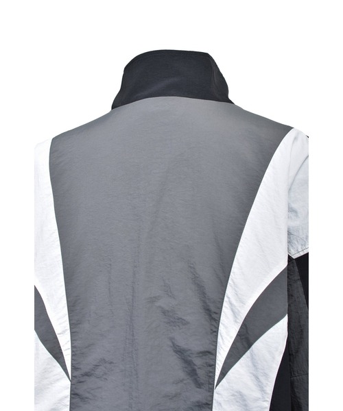 BREATH（ブレス）の「BH LOGO WARM UP JACKET（その他アウター・メンズ・ホワイト/ブラック・X-LARGE/XX-LARGE/SMALL）」の6枚目の写真