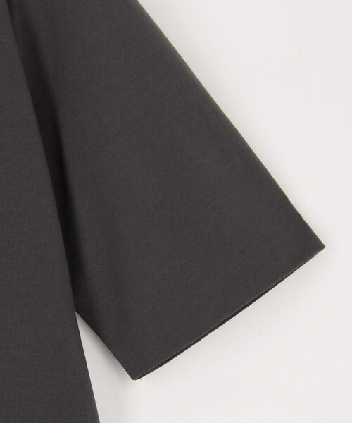 Gabardine K.T（ギャバジンケーティー）の「ポンチ キレイめTシャツ（Tシャツ/カットソー・レディース・ライトグレー/チャコール・7号）」の5枚目の写真