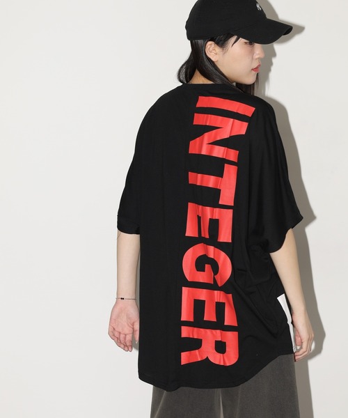 FUNALIVE（ファンアライブ）の「前後ロゴ裾ラウンドVネックドルマンT 半端袖（Tシャツ/カットソー・レディース・パープル/ホワイト/ブラック・L）」の16枚目の写真